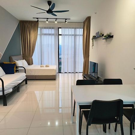 New Georgetown Stylist 2Br Homestay For 10Pax 无敌美景两房民宿 Beacon Executive Suite Luaran gambar