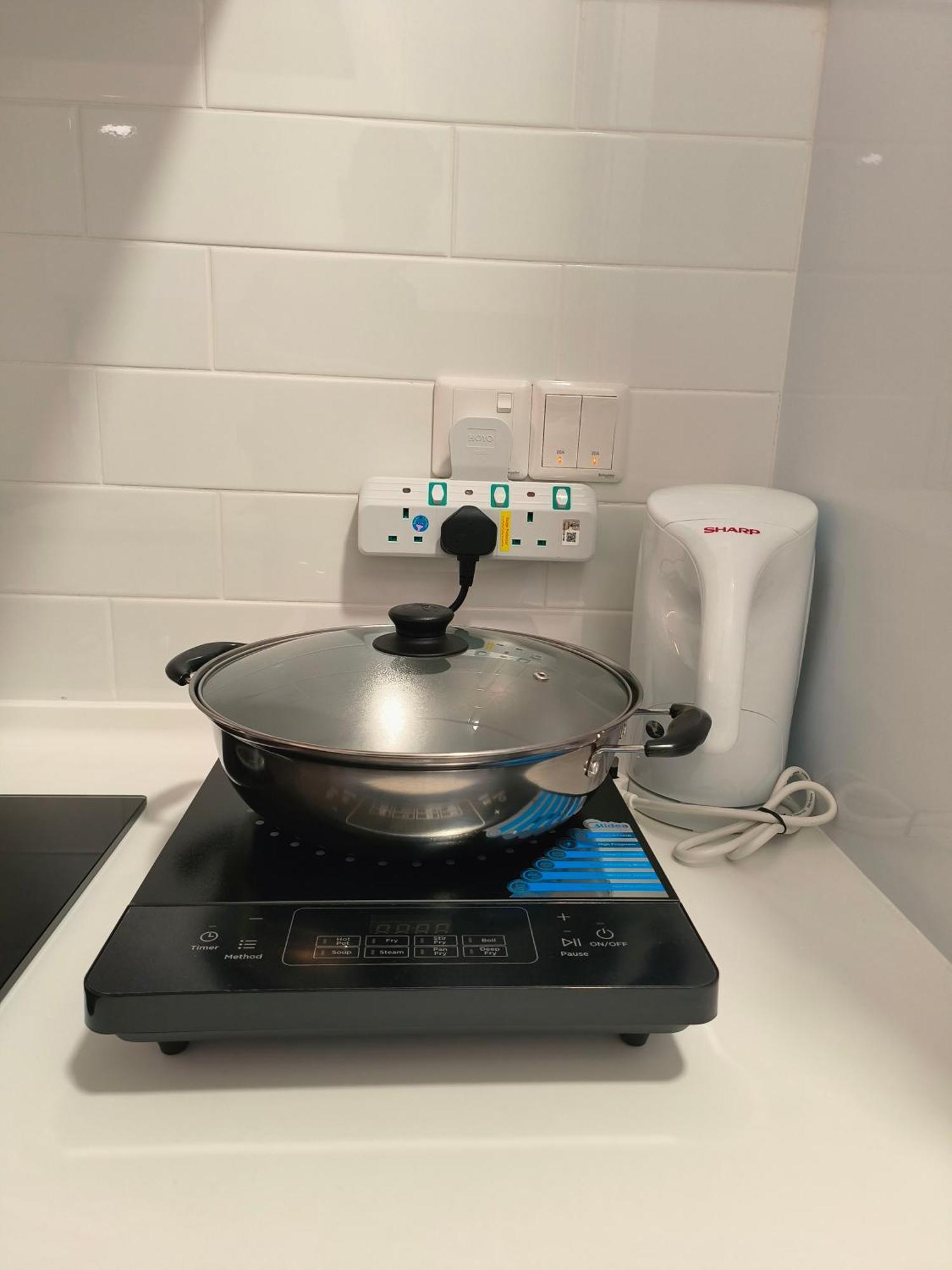 New Georgetown Stylist 2Br Homestay For 10Pax 无敌美景两房民宿 Beacon Executive Suite Luaran gambar