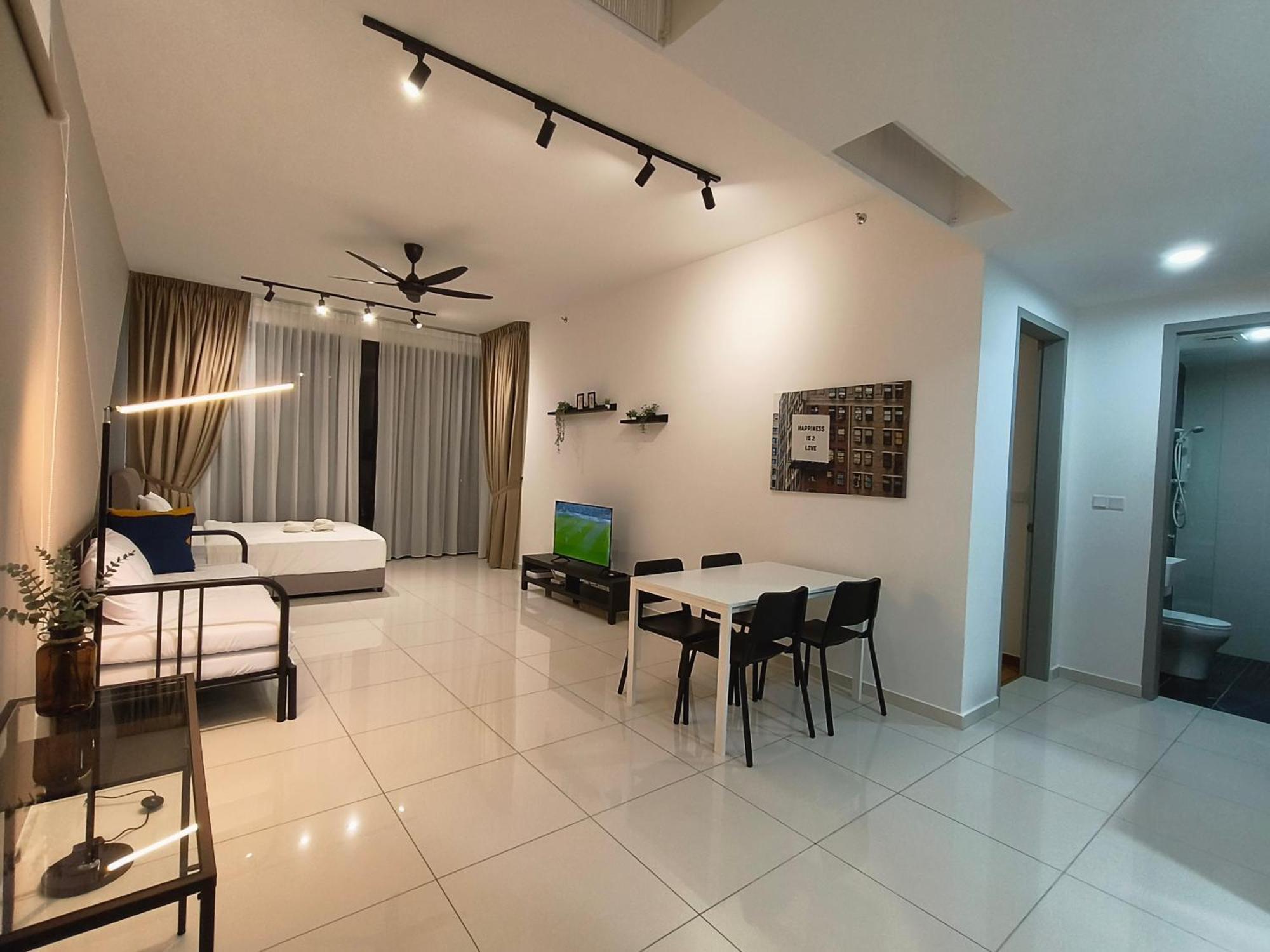 New Georgetown Stylist 2Br Homestay For 10Pax 无敌美景两房民宿 Beacon Executive Suite Luaran gambar